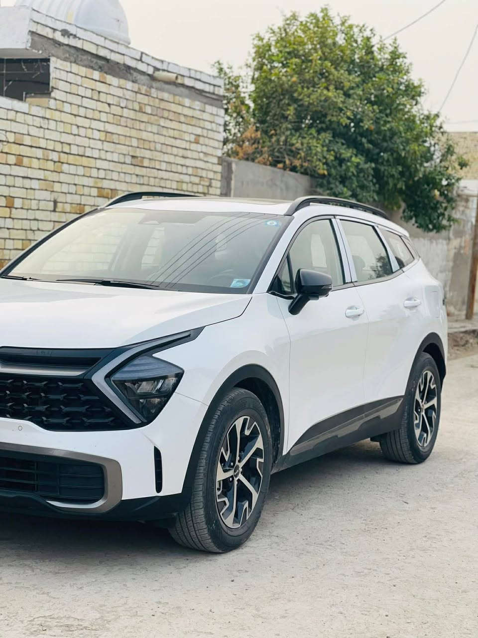 للبيــع كيـــا سبورتج هايبرد ♕2025♕
محجوزة للمصرف  راعيه بغداد مقترض وكفيل اخوان نفس البيت
(تباع بوكاله لحين اكتمال الاقصاد)
فــول مواصفــات اعلى فئه ♡لارج♡
 بانوراما ♕ 4 ♕ كامرات
كشنات كهرباء وتدفئة وتبريد
 وخزن ذاكرة كير ماوس
صندوق كهرباء يعني مفولة للأخير
السعر ♕205$♕وبيه مجال
مكان السياره/بغداد  البلديات 
للاستفسار اتصل 
*********** ما متواجد بالفيس اعتذر ما ارد
