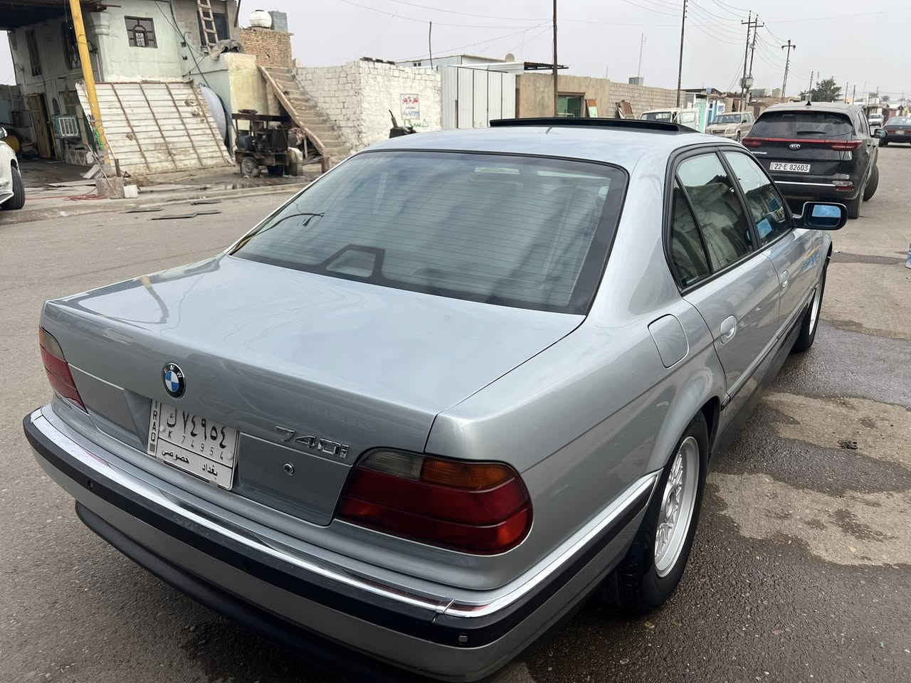 السلام عليكم
للبيع 740 موديل 95

اخوان السياره جديده بمعنى الكلمه 

وجاهزه من كلشي الف ماتصرف عليها

كير  ومكينه خير من الله

حداديه امامي خلفي كله جديد 

تخم تاير جديد 

تتفئه وتبريد 

5 بردات الخلفيه كهرباء 

عدسات LED. زرع يعني لايت نهار 

كشنات كهرباء 

جنطه شفط 

السياره ليوم مسوي ادامه كامله عليه من

بلكات اصلي ونوزلات وفيت بم وكلاص بانزين 

وفلاتر دهن وفلتر شوته

اخوان السياره جاهزه من كلشي وترايك وين ميعجبك 

السياره مصبوغه عام جماليه بدون ضربه

هزه جديده قبل سبوع سويته وارقام انكليزي بسمي تحويل وين ميعجبك

ولي يشوفه غاليه ان شاء الله يلكه الاحسن منها

السعر 133 وبيها مجال للطيبين 

***********
