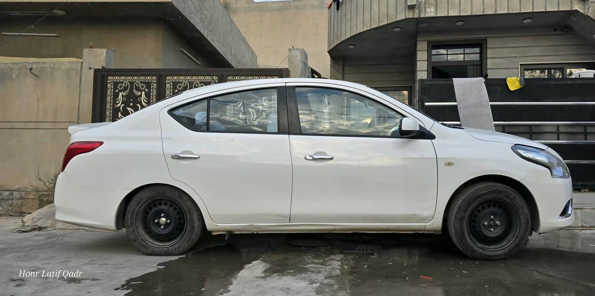 نیسان صني
للبيع نيسان صني موديل ٢٠٢٢ سنويه جديدة ماشيه ٨٣ الف مكان سياره كركوك  سونار موجود بالمنشور الاتصال على الارقام التاليه
***********
***********

بۆفرۆشتن
نیسان سەنی ٢٠٢٢ سەنویە تازیە ٨٣ هەزار ڕۆشتوە
شوێن کەرکوک 
سۆنەرم داناوە ژماره ی موبایل
***********
*********** كركوك, العراق
