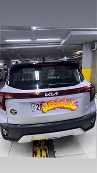 كيا سيلتوس خليجي ٢٠٢٤ السيارة فول مواصفات ١/١  ماشية ٢٧ كم بيهة طخة بل...