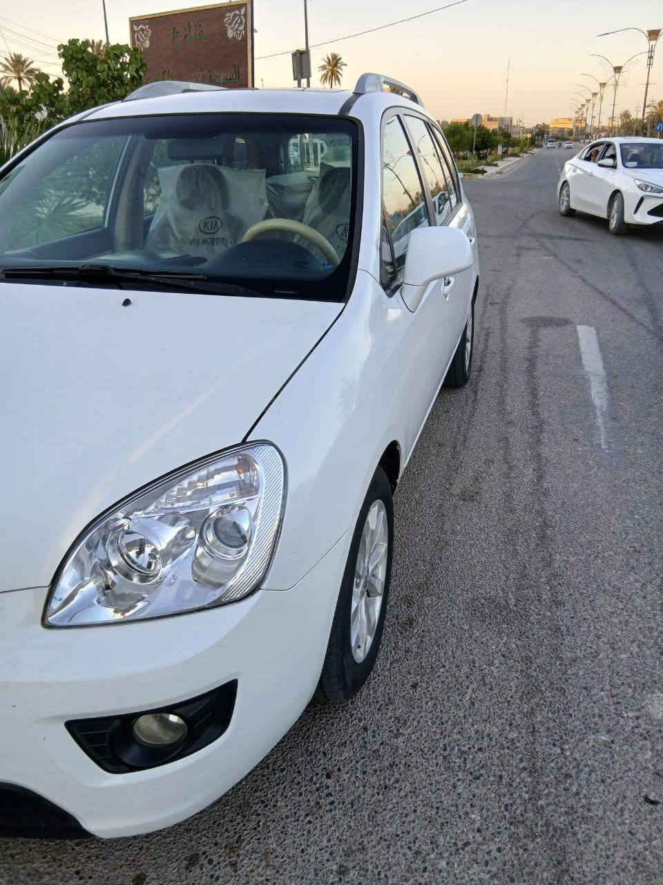 سلام عليكم كيا كارنز موديل ٢٠١١ خليجي جاهزه من جميع النواحي بيه جاملغ أمامي ايمن تبديل اصلي وجاملغ خلفي أيسر ضبغ نص رقم بغداد الدولي محرك ٢٠٠٠ دوش تبريد شغال السعر ١١٧ بيه مجال عنوان كربلاء موبايل ***********
