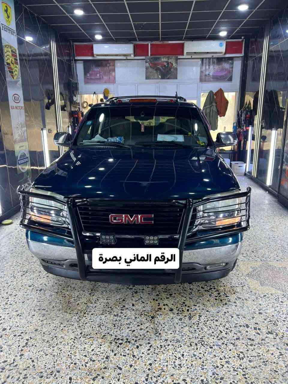 السلام عليكم..
جمسي الفينيه للبيع ... 
المدير ٢٠٠٥.
اللون زيتوني. 
الرقم بصرة الماني جديد  باسمي شرط تحويل ثاني يوم .
محرك كير حداديه تبريد شرط الفحص السياره استخدام شخصي لا غيرها .
السياره كامله من كلشي شرط الفحص والتراي وترايك لزياره .
بانزين وغاز والمنظومه شادها في ورشه المهندس في الحله مو حكوميه يعني سعرها مليون ايطاليه . 
السعر قفل ١٧٥ ورقه .
التواصل وات ساب ***********
