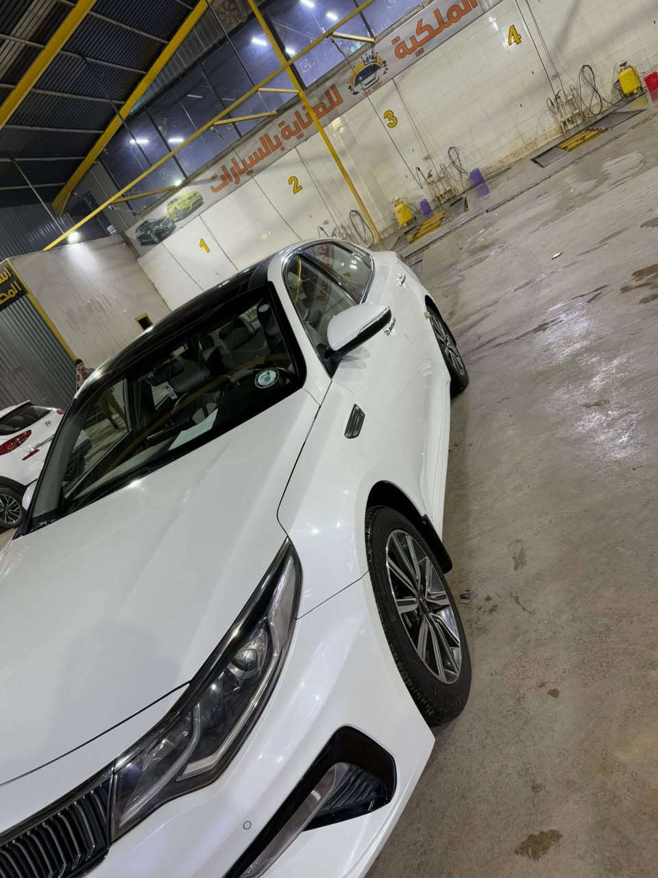 السلام عليكم
للبيع اوبتمه 20 خليجي فول موصفات 
محرك 2400 دوش كفاله 
فتحه 
بصمه 
اشاير بل مري 
مري شفط 
يدات نيكن 
جنطه ذكيه عند القتراب 
لد امامي 
حساس امامي خلفي 
تحكم جهتين 
تبريد قطعتين 
كشن ذاكره 

معروفه موصفات الفول 
رقم سليمانيه تحًول او وكاله 
السياره كفاله عامه من الرصعه 
ماشيه 80 
السعر اتصل عل رقم صاحب السياره 
هاتف ***********
مكان السياره بابل
