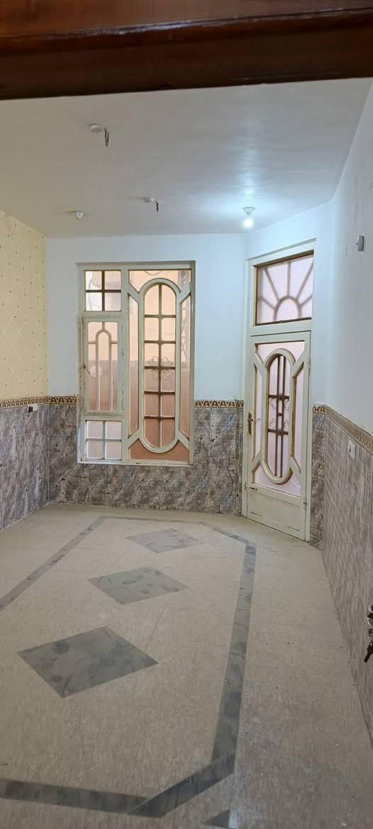 بيت مساحة 156 متر بالكفاات طابقين بناء 2020 اربع غرف نوم
. الطابق الاول مطبخ + هول + استقبال+ غرفتين نوم + صحيات ومنور 

. الطابق الثاني غرفين نوم وهول وصحيات وسطح 

للاستفسار 

اكتب تم 

يصلك السعر خاص

 ***********

***********
