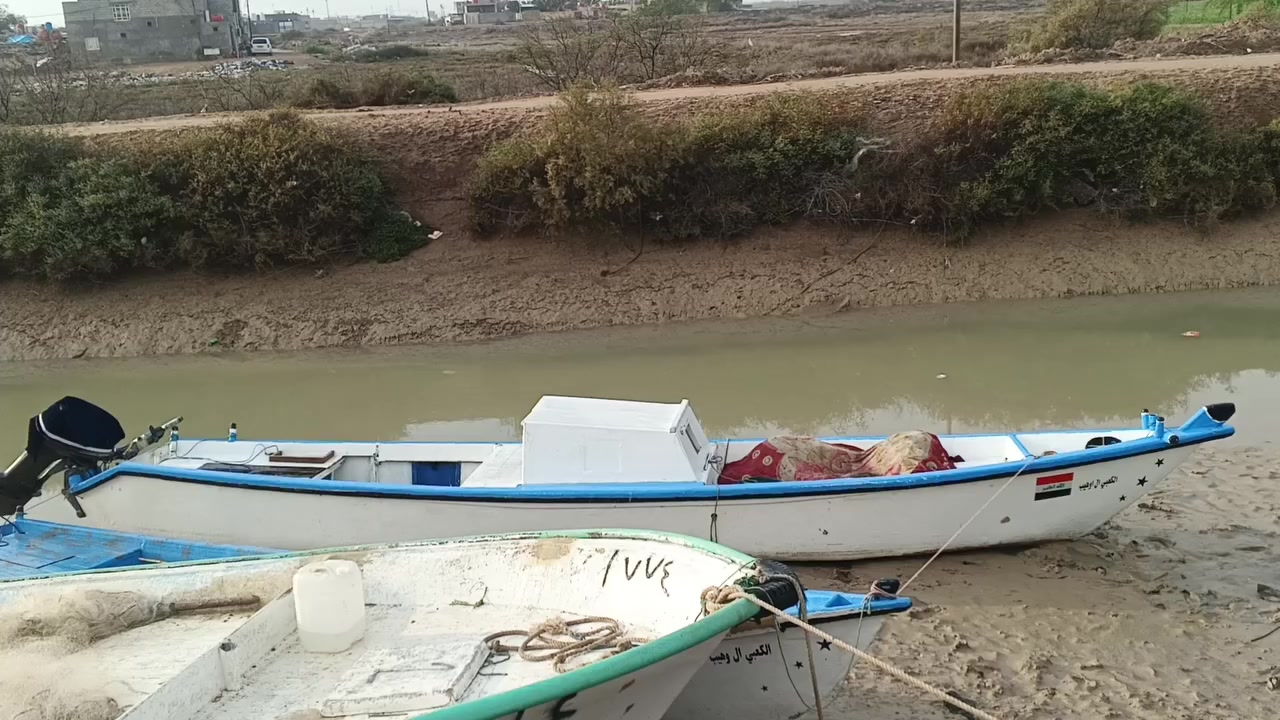 بلم للبيع هوه ومكينته البلم طوله 9 والمكينة 40 ياماها شغل وطلع السعر مليونين وربع وبي مجال تعال وتدلل


**إذا كنت صاحب هذا الإعلان وتريد حذفه لأي سبب، رجاءا أرسل رسالة إلى الدعم الفني**