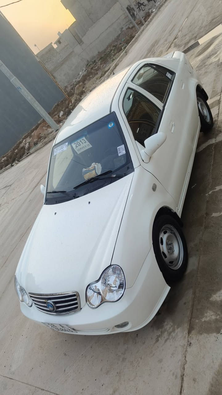 CK 2013
رقم بابل
سنويه بسمي لحد 31 رقم انكليزي هزه جديده 
مصبوغه حزام جماليه كير محرك شرط كهربايات
كلها شغاله دوشمه جديده طخم تاير جديد سياره احله من الصوره. 
السعر 40وبيها مجال حك الجيه 
مكاني الموصل الايسر 
الرقم ***********
***********
