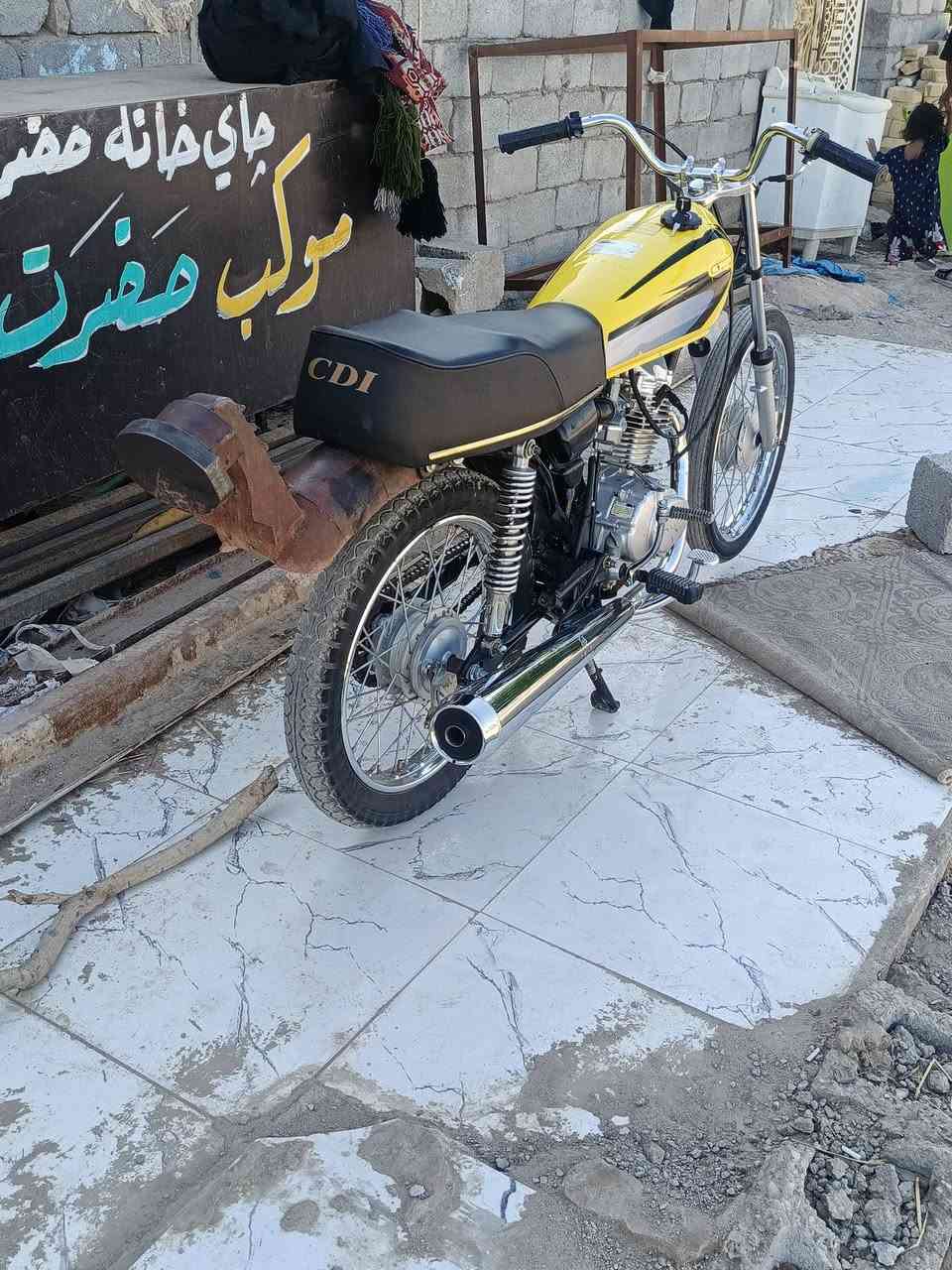 سلام عليكم دراجه للبيع 
شاصي 25سكنر 
وتعمير كلها 26
ومحرك 25مفتوح ولفات فقط 
ب650وبيها مجال ..


**إذا كنت صاحب هذا الإعلان وتريد حذفه لأي سبب، رجاءا أرسل رسالة إلى الدعم الفني**