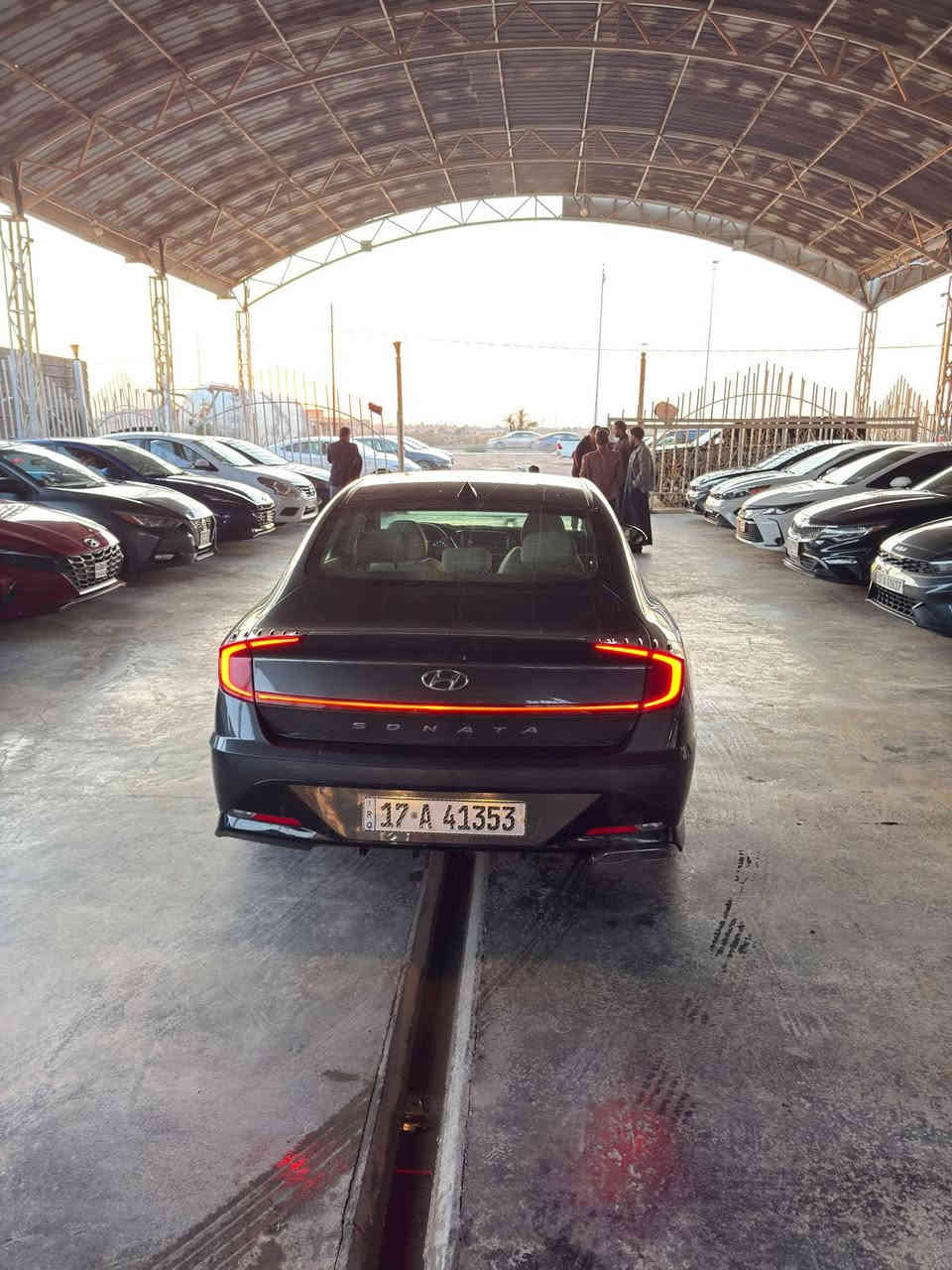 سلام عليكم سوناتا مديل (23).    المواصفات سبورت لون رمادي الحادث بنيد فقط بدون عابر بدون ارباك لغدة شاصي بدنة امامية راديترات كفالة على وظع الشركة مثنى معوقين وكالة عامة من المالك للمشتري وتعهد خطي ومستمسكات وباركود بصمة وبصمة بوب وبصمة جنطة وتغيل عن بعد سايد ابريك كهربائي شاشة لمس رادارات جانبية وامامية وخلفية مانع تصادم كشن السائق كهربائي اشارة بل مري الجانبية ويل كروم مانع انزلاق تحكم ستيرن جهتين لد نهاري لايت زنون بلاد عالي ناصي كير لمس دكم وبعد هواي موصفات بيهة ترهم مراوس ونقد وقصد حسب التفاق واتساب )***********)اتصال )***********)
