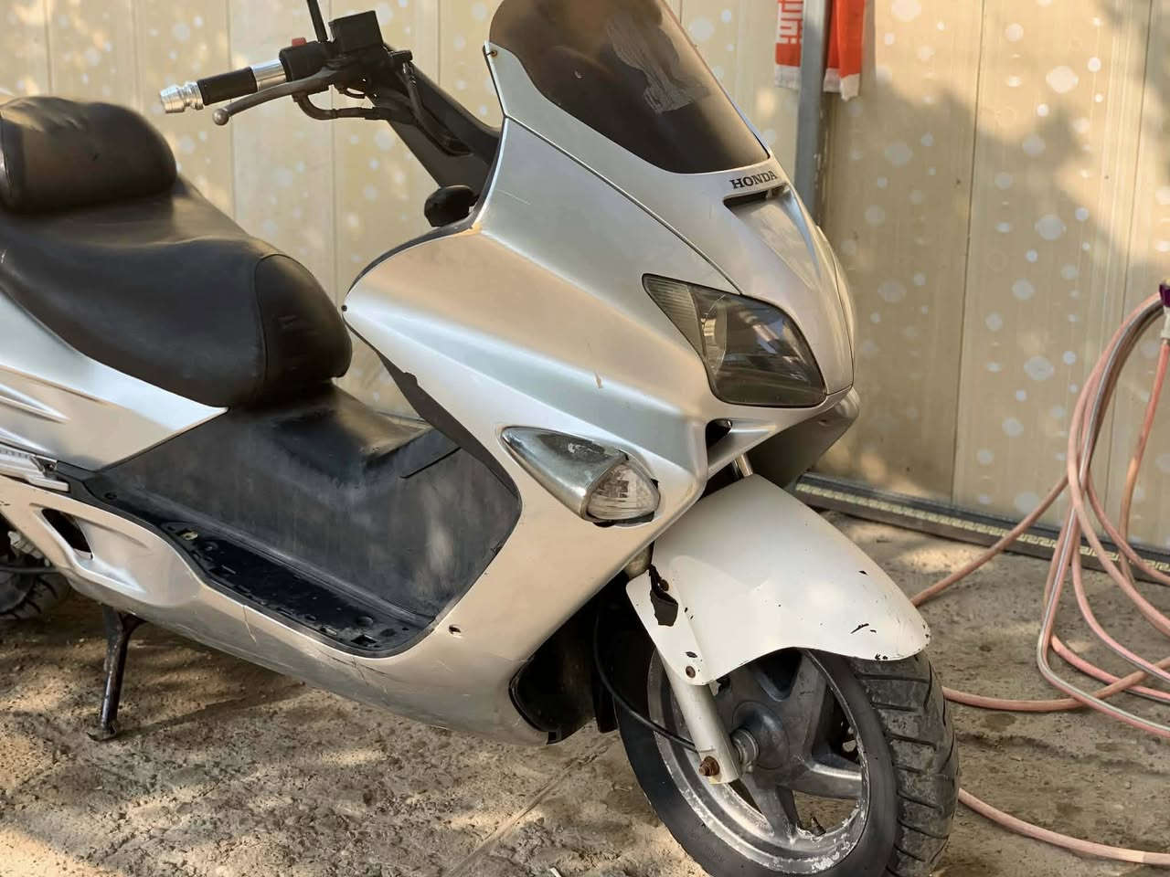 سلام عليكم دراجه 06 للبيع  دراجه خير من الله مجفته جديد بعدهي ع سحك السعر 550  للاستفسار 

***********
***********
