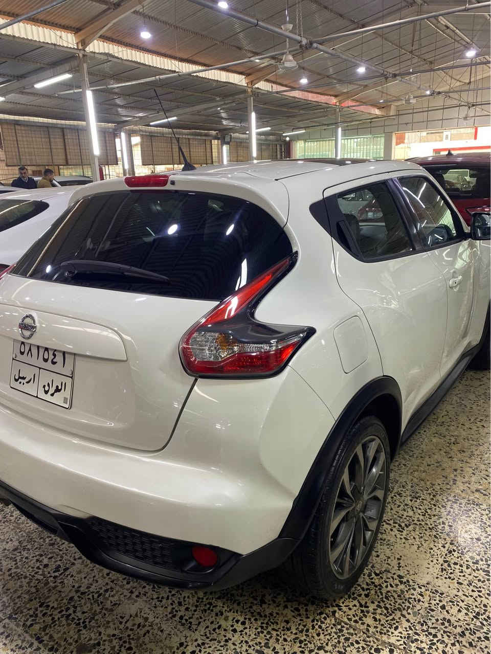 نيسان جوكى موديل 2018 شه ركه مو هند سه ياره يه كى زور جوانو نويه فوول فول مواسه فاتى توربويه سه ياره كه 117هه زار رؤيشتيه سه ياره كه يه ك بست قه له م كارى هه يه قويه كى له ده ركه ى يشت سه ياقى هه يه لاى بنى سه ياره كه
داواى 113 ره قه ى ده كه م كه مى مه جال
*********** أربيل, العراق
