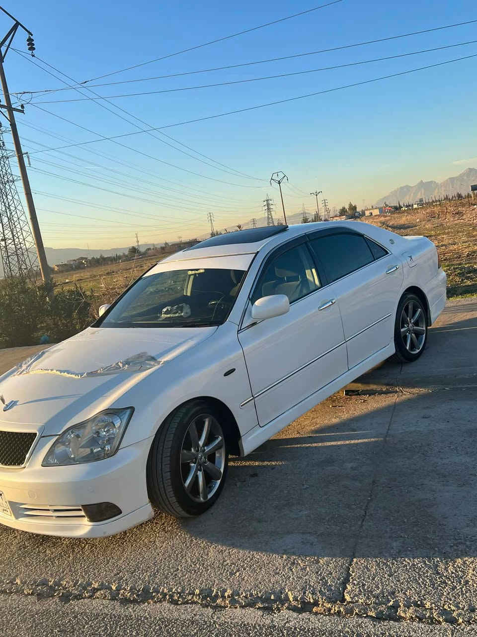 سەرەتا بەناوی خوای گەورە
تکایە هەموو شتێکم نوسیوە بەجوانی بیخوێنەوە 
توێتا کڕاون شاهینە بڕاوە بڕاوە ناو پاکەت📦١٨٢
کامل جایز
جامی پێشو پشتی هەڵگیراوە
٢٠٠٥بەسمە ڕەش
٣دوگمەیە
سەیارەکە زۆر جوانەو بیانو بڕە
کوشن کارەبا
ئاوێنە کارەبا
سوکان کارەبا
تەبریت سارد🥶گەرم🫠بەشەرت
تەقەو ڕەقە بەشەرت
برێک بە شەرت
چوار تایەو ویلی لۆکی دینگەی لەژێردایە
دەعمو لێدراو بەشەرت 
سەقف بەشەرت وەک شوشە وایە
لاشەی لۆک لۆکە
هەموو گیانی بەشەرت
سعر ٥٧گەڵاو مەجەلێکی برایانە
 سەیارەکە سەیارەی ماڵە هی مەعرەز نیە کامل جایز کراوە بۆ نوقسانی مەگەڕێ
ژ.م/***********
ناونیشان پیرەمەگرون
ئەدمین ❤️‍🔥 السليمانية, العراق
