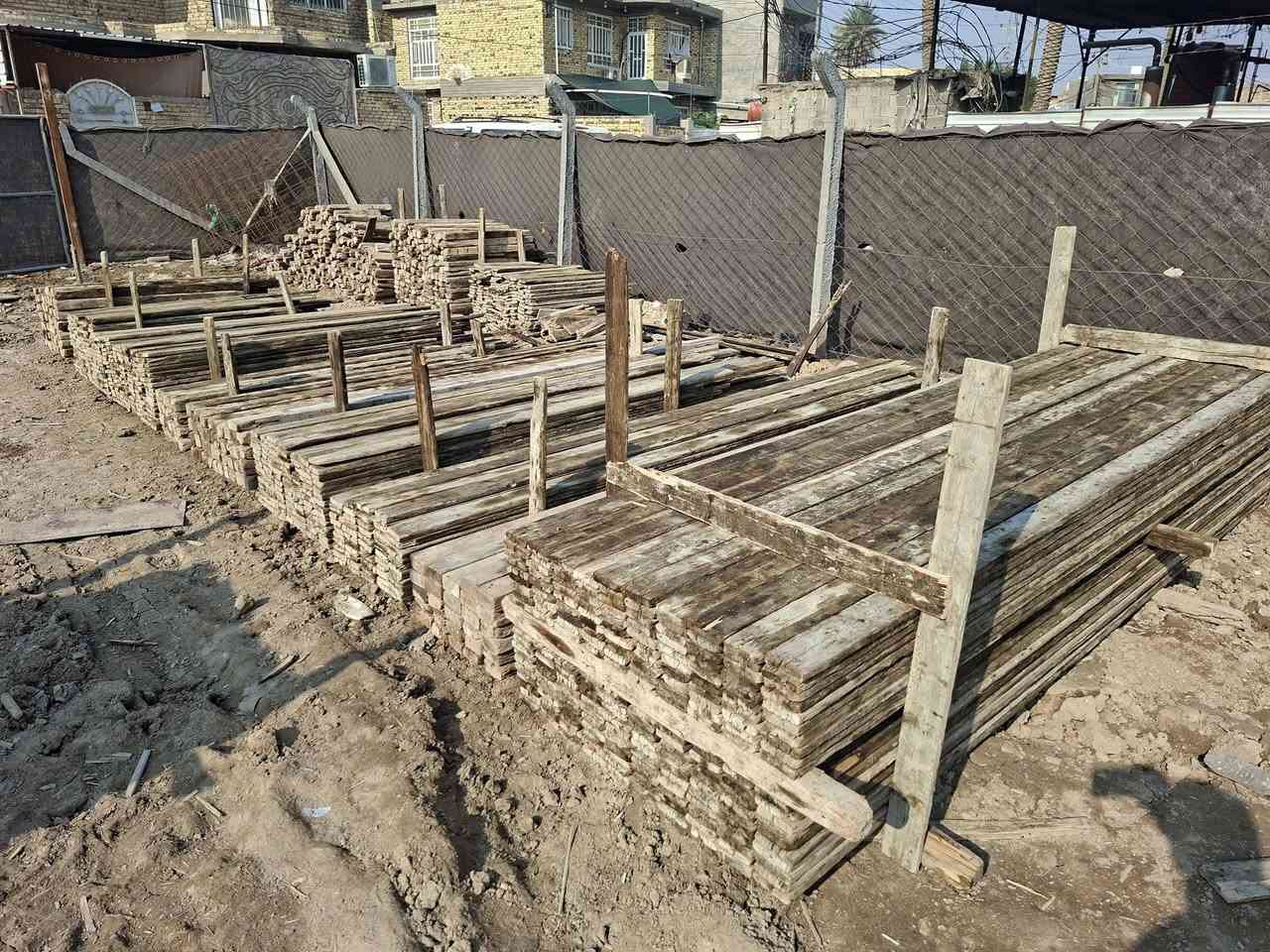 قالب خشب للبيع ٩ مكعبات روسي نضيف 
عنوان حلة مركز للأستفسار ***********
