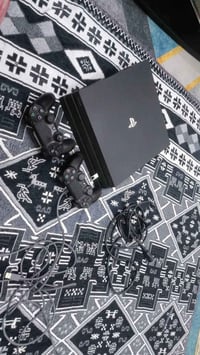 بلاي ستيشن 4 برو • ١ تيرا • بابل مجسر الثورة