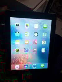 للبيع ايبادات اثنين للبيع واحد امزون سعرة 80 ابيعة ب45 والثاني ابل الب...