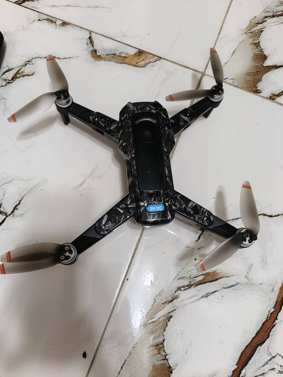 درون نوعية جيدة كبير الحجم ثباتية  ١٠٠٪ 
ريموت شاشة جي بي اس Gps
 هبوط ذاتي كامرة وحساسات مضبوطات ومدى بعيد السعر قفل  (١٢٥) جديد مامستخدم  العنوان الكوت واسط   داموك  السعر اكثر بس لان مستعجل وقفل الموشراي لايدز خاص شراي فقط خاص


**إذا كنت صاحب هذا الإعلان وتريد حذفه لأي سبب، رجاءا أرسل رسالة إلى الدعم الفني**