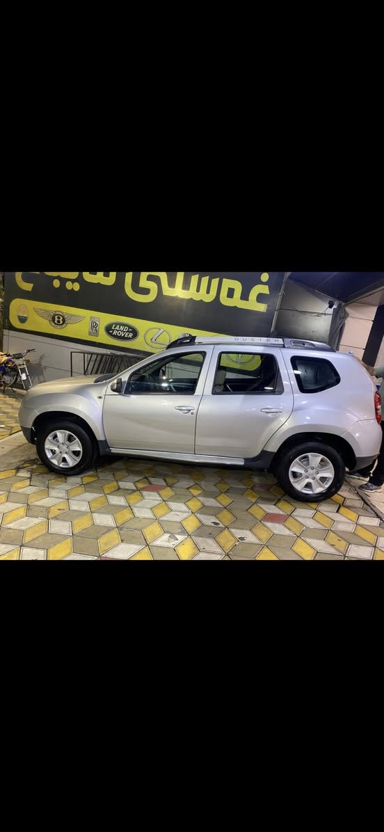 ‎رینۆ دۆستەر ٢٠١٥ 
Abs …
‎گیر ئۆتۆ و عادی تەحدید سورعە 
‎٤بارجەی بۆیاخە بئ ناوگرتن
‎٤ تایەی تازە 
‎گێر و مەکینەو تەبرید بە شەرت
رەقەم سلیمانی بەشەرتی خرامەو تە حویل نای فرۆشم
بەشەرتی ئەوەی کیشەی مەدەنی نەبیت وبارەی کەسی تیانە بیت
***********
سعر ٥٠ گەڵا
