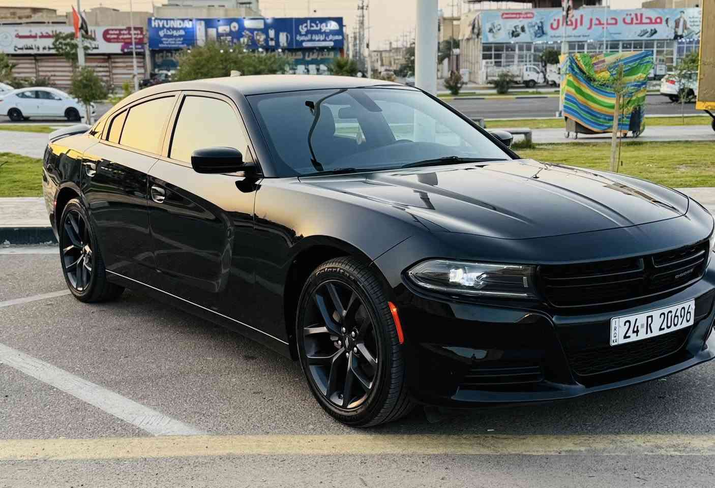 السلام عليكم
جارجر SXT موديل 2023 بلاك توب اصل
ماشيه 52 الف 
وارد أمريكي بدون حادث داخله تقرير عطل كهربائي 
ما مفتوح بيها برغي السياره جدا جديده وجاهزه بالفحص طلع بيها 4 قطع بخ امريكا بدون معجون وبدون فتح 
مواصفات  
تشغيل عن بعد 
شاشه كبيره وبعد مواصفات معروفه 
تحويل او وكاله بشرط زوج تاير جديد 
السعر 255 وبيها مجال 
البصرة /الطويسة
***********

