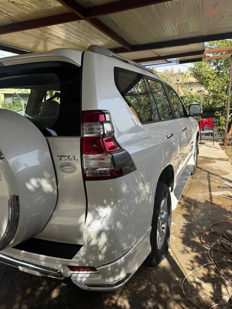 للبيع برادو  TXL 2014خليجي 

سياره كفاله عامه لا صبغ لا ضربه 

ماشيه ١٧٠ الف 

مكان سياره بياع حي الرافدين 

سعر ٣٢٥ ورقه بيهه مجال 

جدا نضيفه السياره دبل تانكي ٦ سلندر مكينه ٤٠٠٠ 
مواصفات البرادو معروفه 

***********
