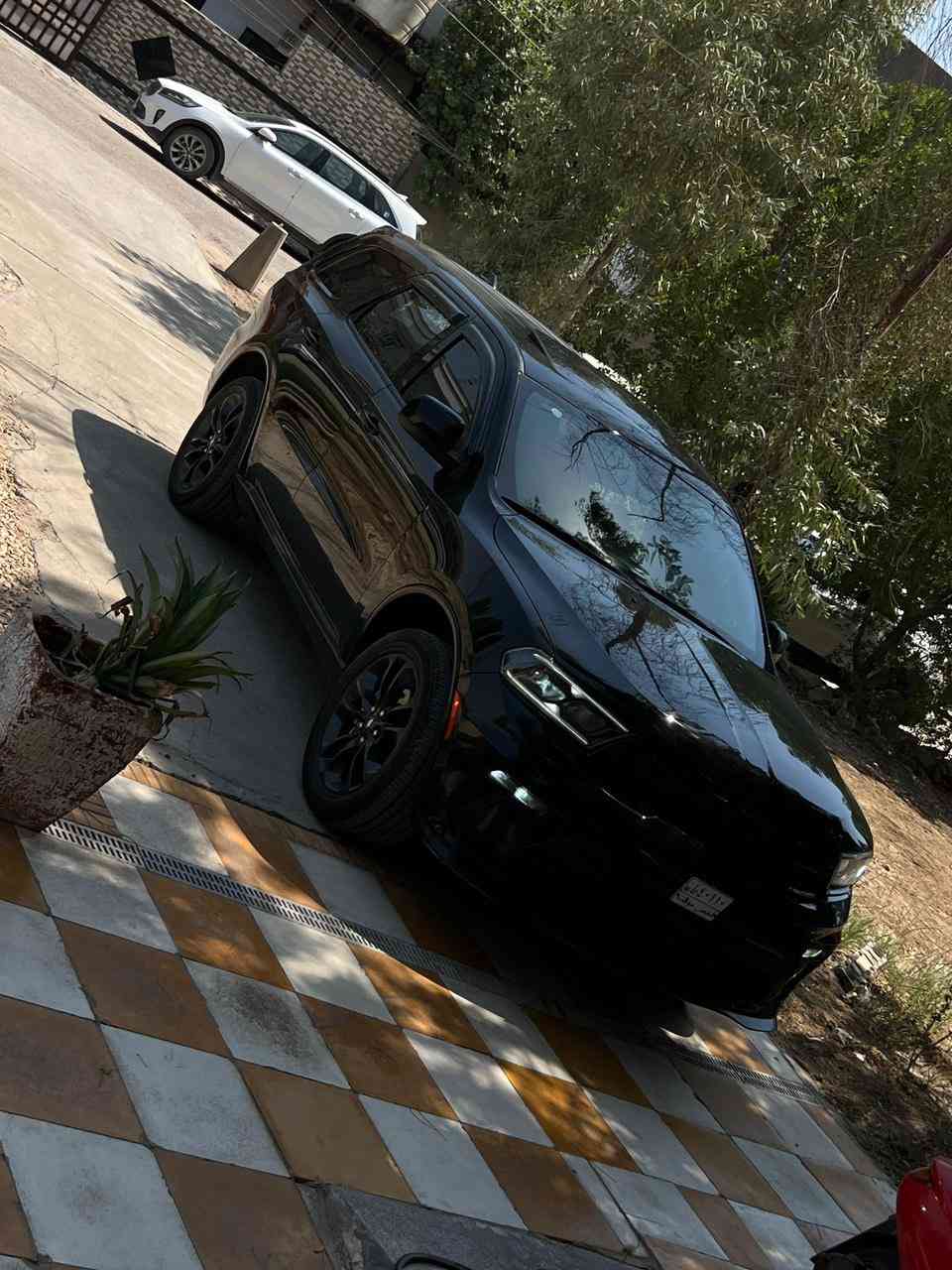 السلام عليكم ورحمة الله وبركاته
دودج دورنكو 2022 

Sxt  بلص مواصفات خاصة 
فتحة 
نقطة عمية 
ويل gt 
دبل كزوز
وباقي المواصفات المعروفة للدورنكو 
عليها برمجة فتح سرعة وزيادة عزم وبرمجة قليل ال اوكتان يعني انسه الادفانز
بوليش ونانو جديد 
ماشية 29 
حادثها يخبل ومرفق بالصور فقط  دعامية وشبر بالبنيد لتقارنها بالمهجومات اخت الكلين السيارة 
لغد شاصي دواخل راديتر كله مكفول 
رقم بغداد ب اسمي تحويل ثاني يوم
سعره 285. وبيه مجال بسيط جدا
واتساب ***********
اتصال ***********
