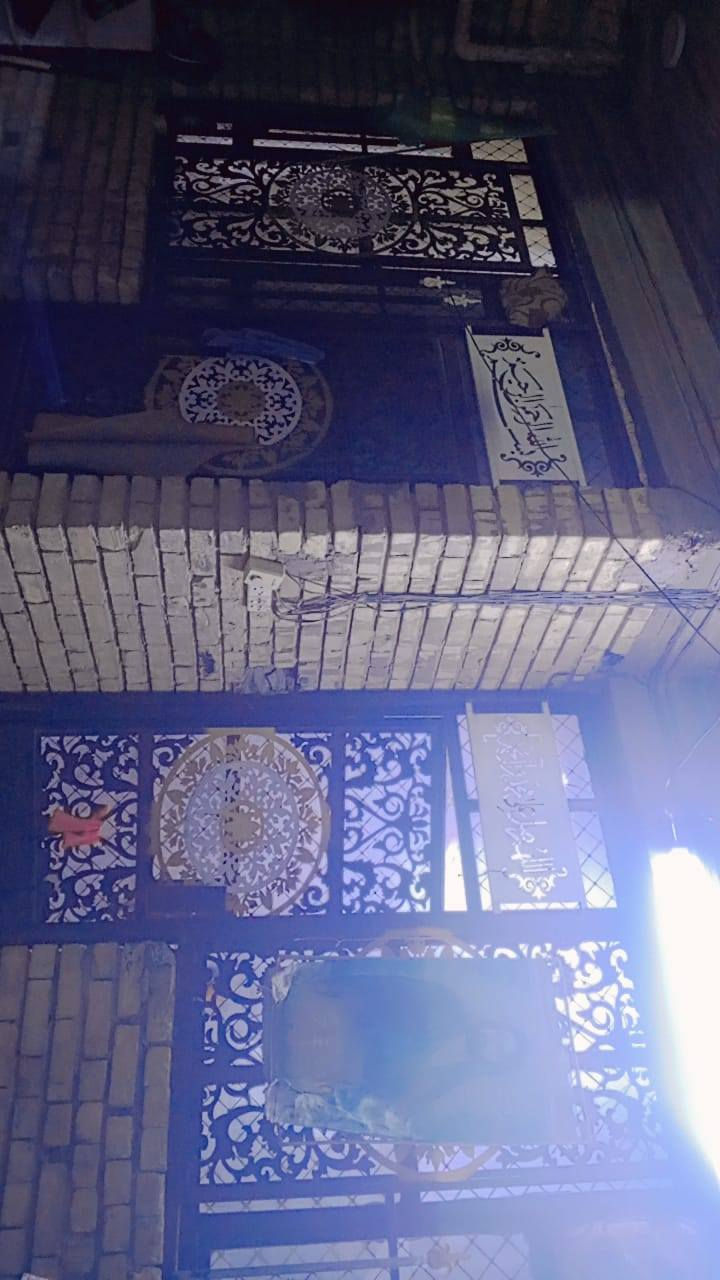 السلام عليكم بيت للبيع مساحة 100 متر الدوانم شارع ابو دراج يحتوي على غرفة نوم واستقبال ومطبخ وملحقات السعر 55 وبي مجال بصيط ***********
