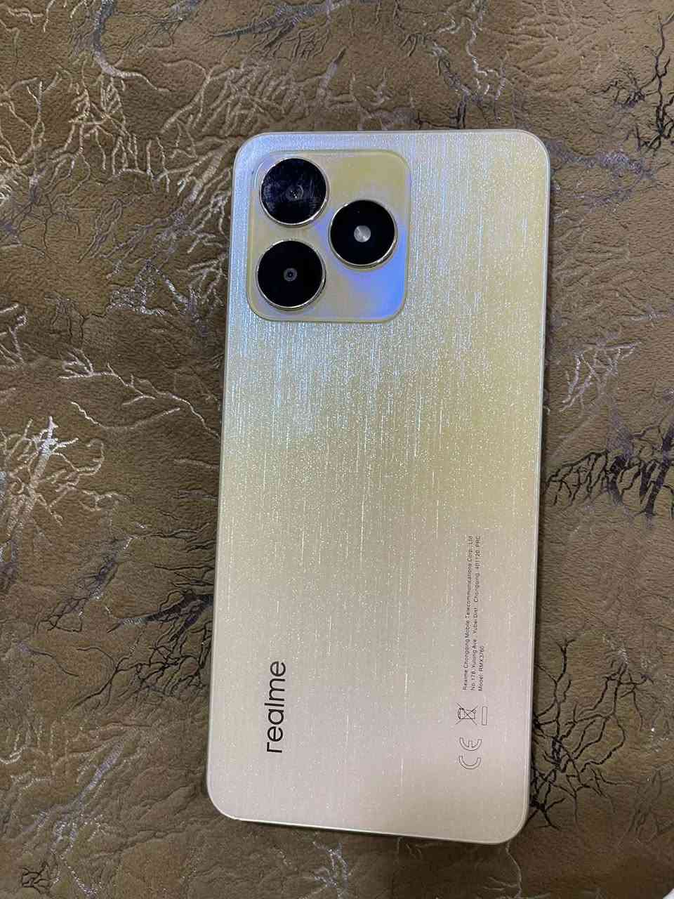 السلام وعليكم عندي هاذا الجهاز للبيع شرط نضيف وما مفتوح باب اول. السعر 75 الاتصال ***********
