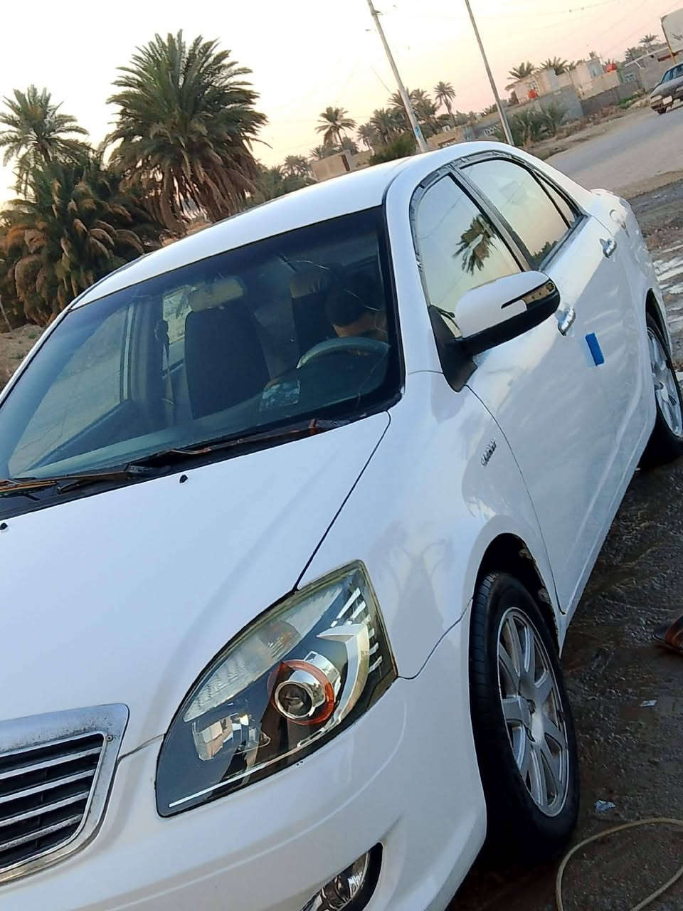 السلام عليكم جيلي موبل ٢٠١٣ جديده جاهزه كير مكينه جدد حداديه جديده كهربائيات شغاله سياره مال جناي تحويل ثاني يوم تخم تايرات رقم ذيقار سياره بيهه صبغات بيع او مراوس سعر ٥٢ وبيهه مجال عنوان ديوانية. ***********
