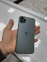 ايفون ١١ برو ماكس • ٢٥٦ • نضيف ٩٠٪