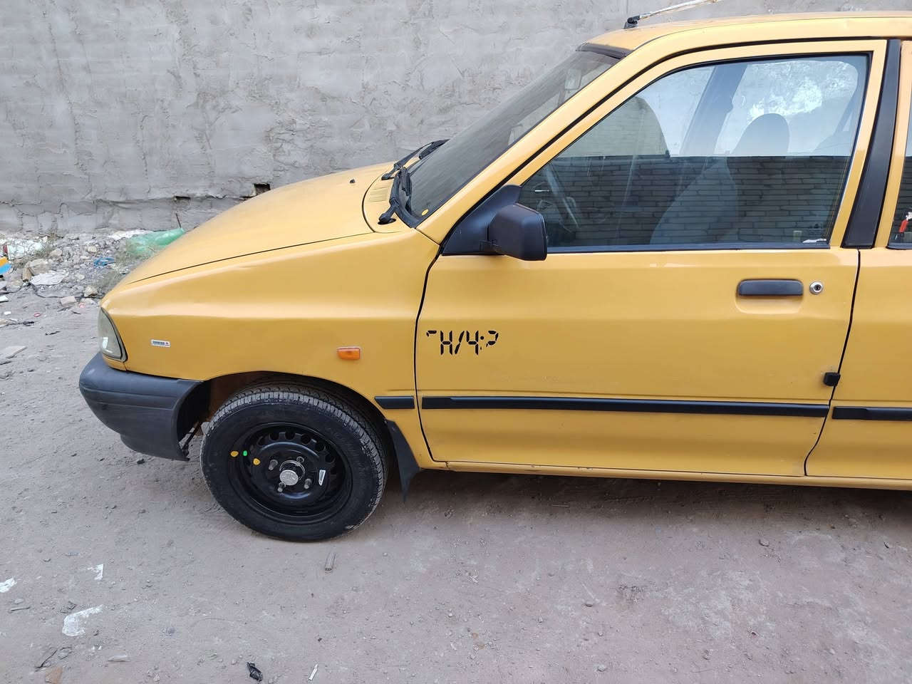 سلام عليكم سايبه للبيع موديل 2013 مشروع وطني شواصي مكفولات بيهه دوايروذيوله صبغ هئه وغرامه احنه نتكفل بيهه سعر 31مكاني بغدد ***********
