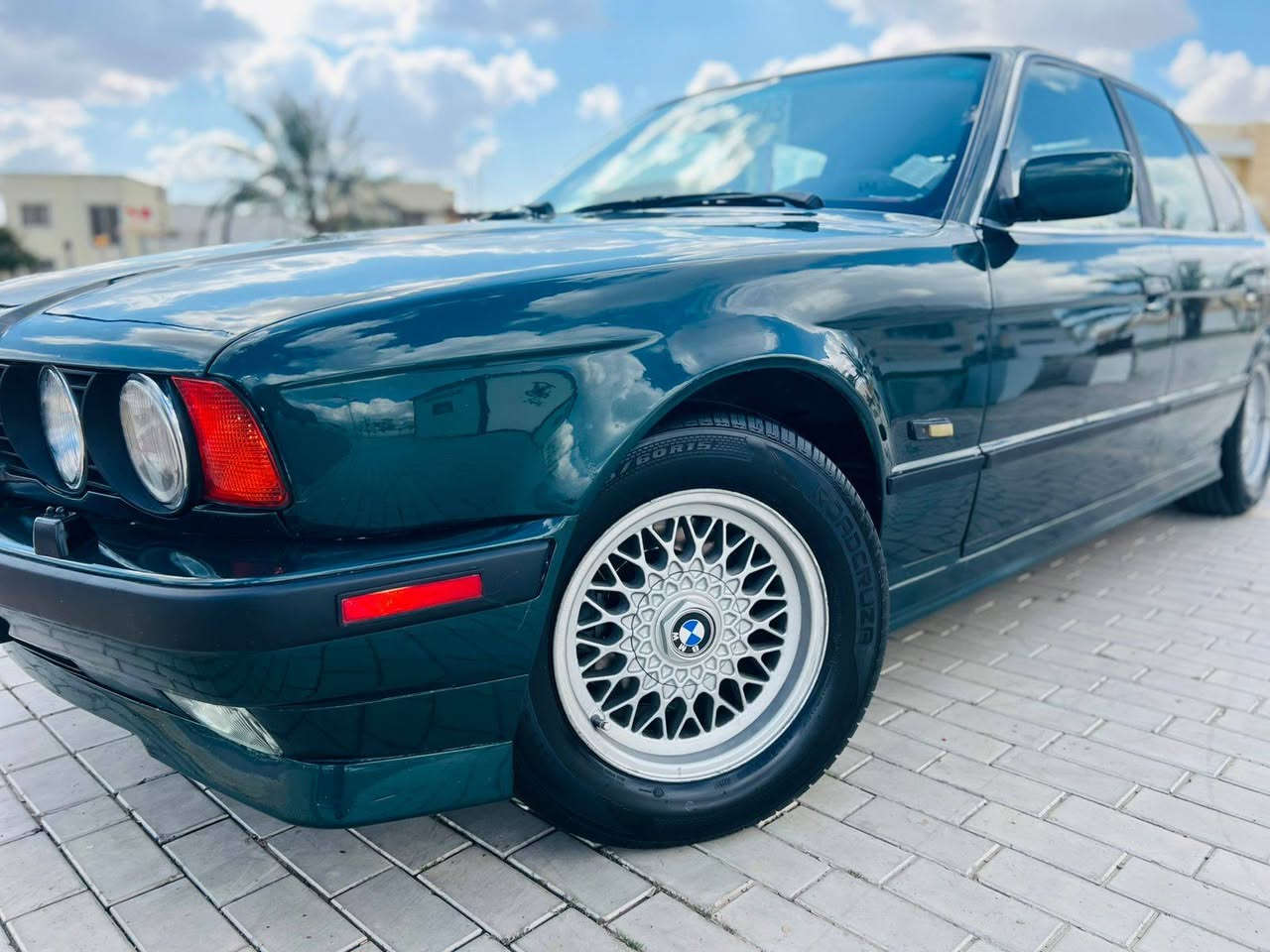 السلام عليكم للبيع
BMW 525  

محرك 525 مسكر عدل

موديل  93 اصل

رقم سليمانيه انكليزي

سنويه لل 28 تحويل مباشر

كير اوتماتيك جديد

صدر امامي خلفي جديد طبه

تبريد ثلج 🥶ويه السويج

  منظومة صوت 

سنترلك تقفيل

 منظومة زينون 

تخم تاير وسبير جديد...

تخم ويل خليه اصلي

سياره جديده مال جناي...

مكان السياره تكريت 

السعر 65 وبيه مجال قليل

للستفسار ***********
