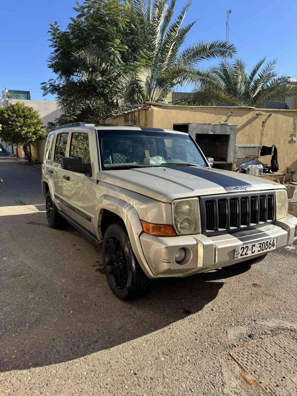 السلام عليكم
جيب كومندر 2007 

محرك v8 4.7

حادث جاملغ مصبوغ جهة السايق + مبخوخه كلير بدون حادث 

ايرباك دشبول طاك 

حداديه 50%

مكينه + كير خير من الله 

السياره فول 3 فتحات 

تخم تاير جديد 

السعر 85 بيها مجال حك الجيه 

رقم تلفون 

***********

العنوان بغداد الكريعات قرب شارع المعارض مال كريعات
