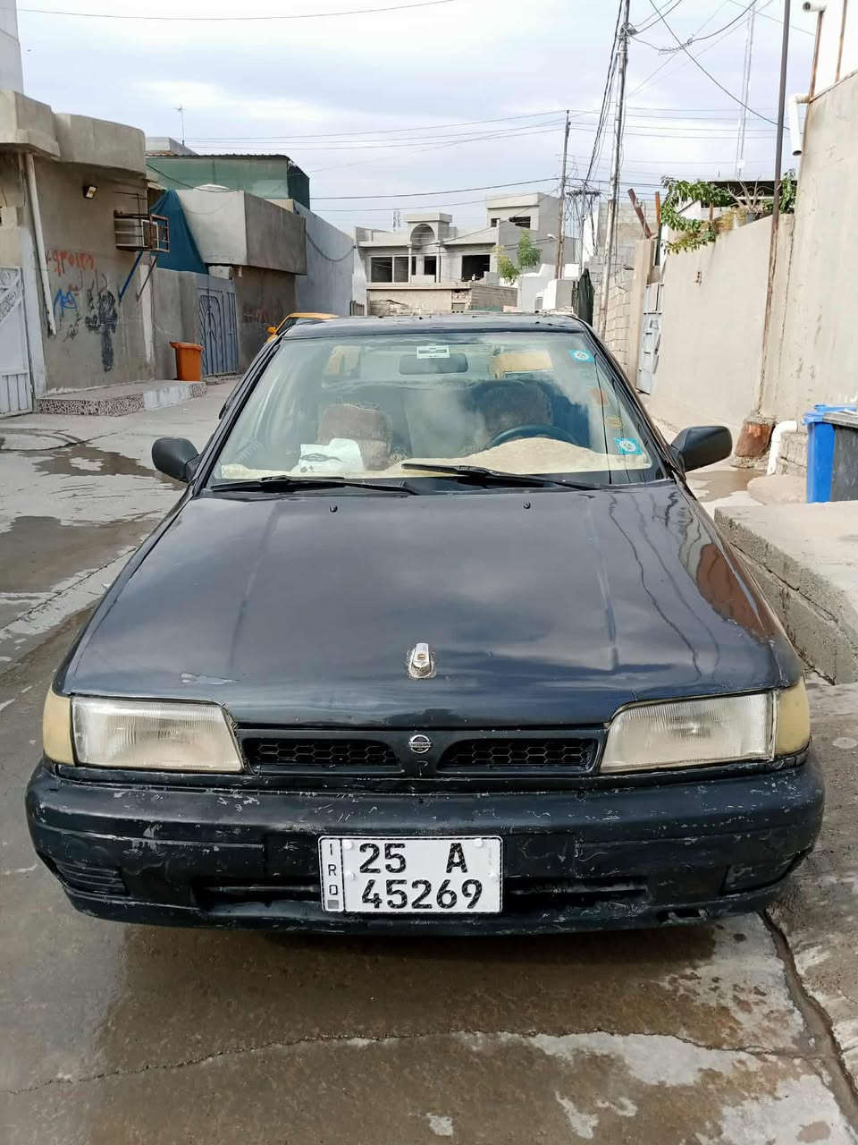 نيسان صني موديل ١٩٩٣ 
***********
