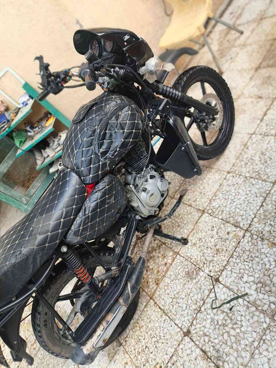 0772293886بوكسر مديل 23  رقم سنويه لوحاتها ثنين نكليزي رقم بصرة مجفته مره وحده تجفيت شركه 
لعنوان بصرة كرمت علي سعر 2250000. ثنين وربع


**إذا كنت صاحب هذا الإعلان وتريد حذفه لأي سبب، رجاءا أرسل رسالة إلى الدعم الفني**