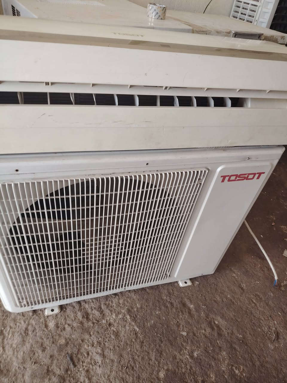 السلام عليكم سبالت كولش نضاف غاز مقفول توست 2طن والمديا 2طن كاملات هنه وملاحقاتهن المكان بابل مركز المدينه تفضل خاص وتدلل ***********
