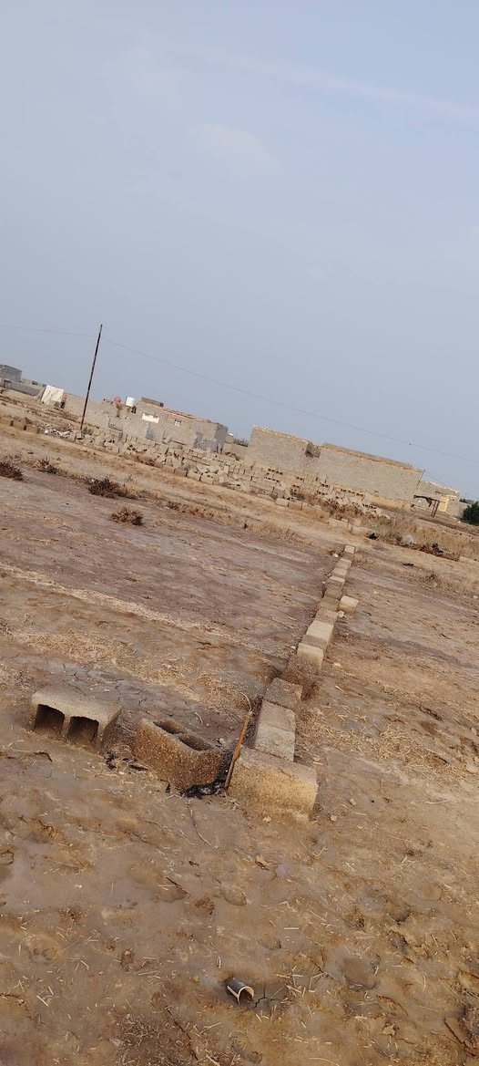 قطعة ارض زراعي للبيع المساحه 200 متر

الموقع ابو قنم نهايت شارع ام البنين وتنزل للزراعي

تصل وبيك خير وتدلل ***********

