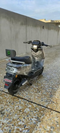 ماطور للبيع كلول نضيف مايعوز شئ.  شاحنه. غراض كامله  مكاني موصل مزارع ...