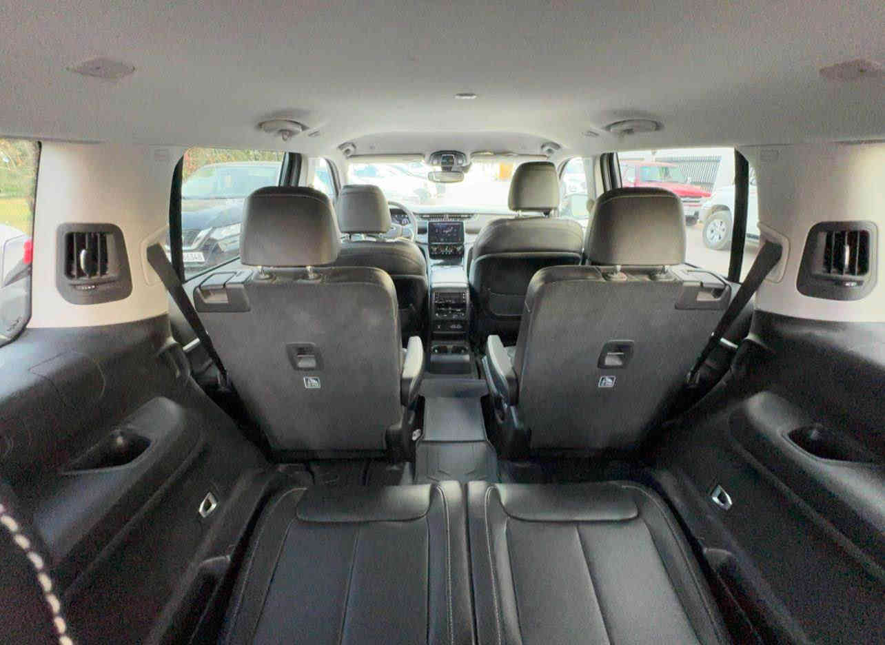 جيب لمتد لمتدد 2023 
7  راكب داخل VIP

ماشيه : 3 الف مايل 

محرك : 6 سلندر 

المواصفات : فول موصفات ماعدا بانوراما

كامره خلفيه ٠

رادار امامي ٠

رادار جانبي ( نقطه عمياء )

نظام المحافظه على المسار ٠

نظام التوقف الذاتي ( مانع تصادم )

نظام الإطفاء الذاتي أثناء التقاطعات ٠

صندوق كهربائي شفط ٠

كشنات كهرباء وتدفئة امامي خلفي ٠

تدفئه الاستيرن ٠

شفتات استيرن ٠

مثبت سرعه ٠

شاشه دجتال شاشه اعطال

لايت زنون مع لدات ٠

أشاير بالمري ٠

كير ماوس ٠

كشن خزن ميموري ٠

دخول ذكي بدون مفتاح ٠
دفع رباعي 4*4

تشغيل عن بعد ٠

ويل قياس 20 انج ٠

نظام الخرائط GPS
السعر :  280 $ورقة بدون رقم
صبغ :- بوند و جملغ صبغ بدون دواخل و بدون ارباك جميع ارباكات سليمه بلادي
سياره بدون رقم لازم ترقيم شمالي فقد
عنوان 📍عقرة
رقم تلفون و واتساب ☎️
*********** Singapore
