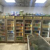 حي العسكري شارع البسيس • أسواق للبيع • براد عمودي ٨