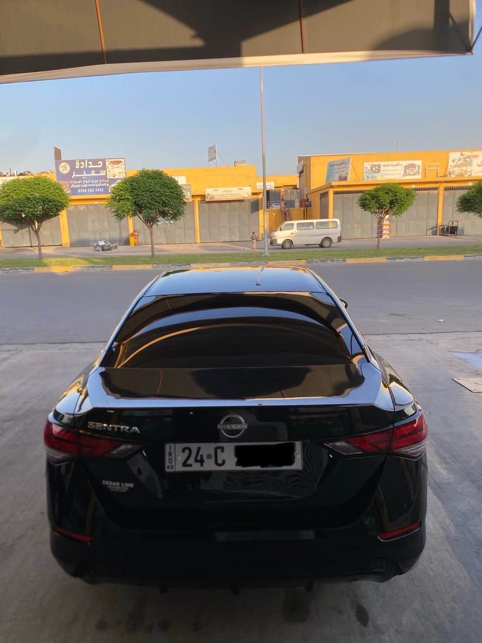 نيسان سينترا مؤديل٢٠٢٤ ره نكَى ره ش 
مواسه فات:
راداره
توتوهولد
يوتوستوب
به سمه
تحديد سورحه
خهتى جاده
مود يكو و نورمال سيورت ى ههيه كه بي تايه كانى بيلادى له كَه له مواسه فات ٥S
رقم دهوكه جاهزه بى غرامه شه رت 
٢٩٠٠٠ميل ريڤه چوى 
رقم شاصى (3N1AB8BV9RY231510)
رقم موبايل ***********
سعر ١٣٢ مجال دهوك, العراق
