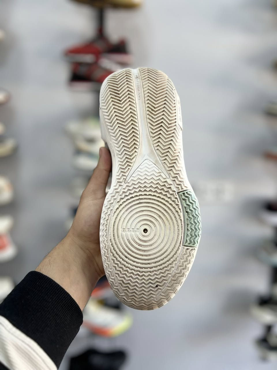 حذاء صالات كره سله قياس 41 طول القدم 26 سعر 18 مع التوصيل


**إذا كنت صاحب هذا الإعلان وتريد حذفه لأي سبب، رجاءا أرسل رسالة إلى الدعم الفني**