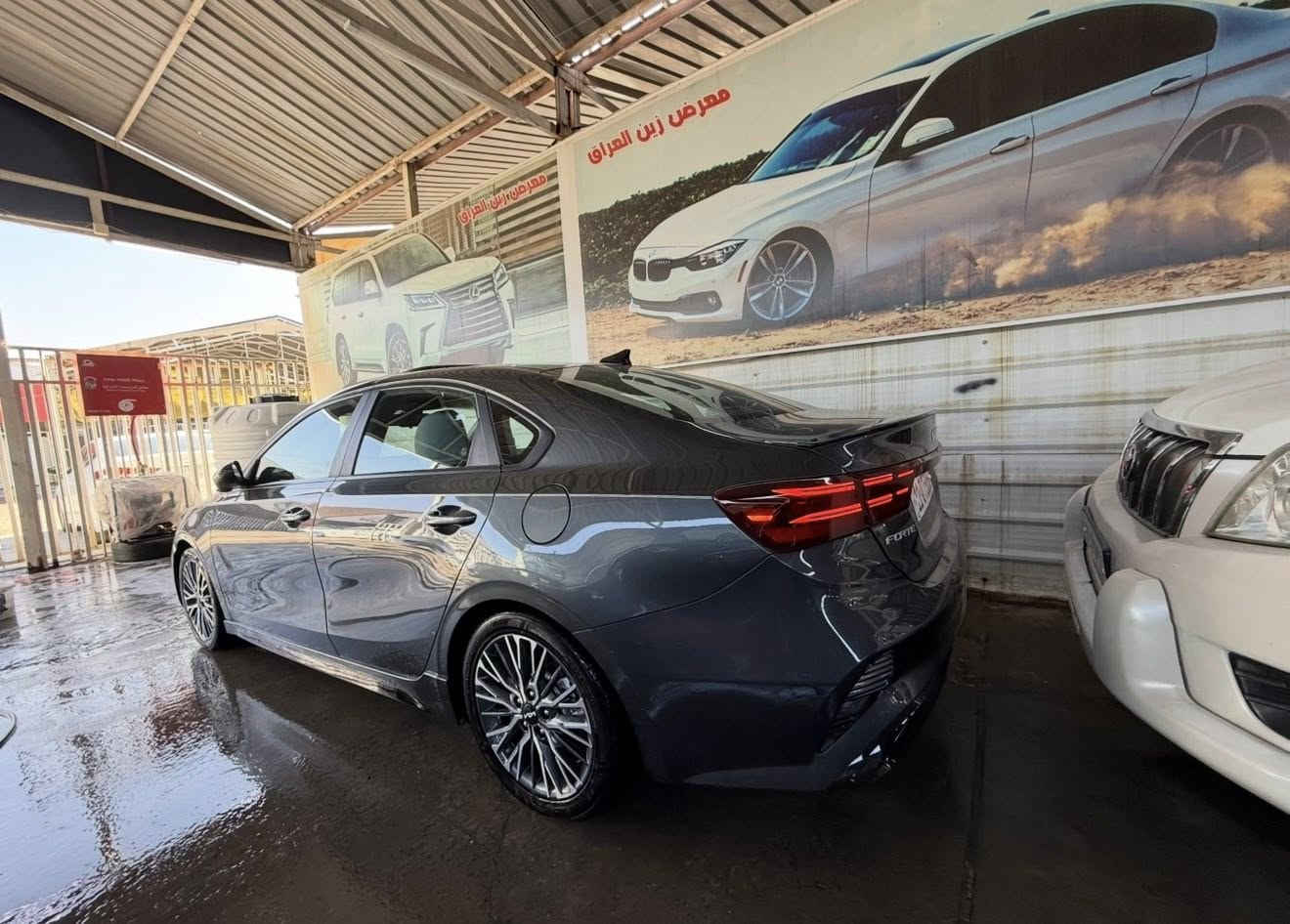 سلام عليكم للببيع او مرراوس حسب القناعة2024  كية فورتي جيتي لاين محرك 2000 فول للخير اعلا موصفات رقم بغداد بسمي حادث بنيد ماشية 7 الف هاذ ررقمي ***********
