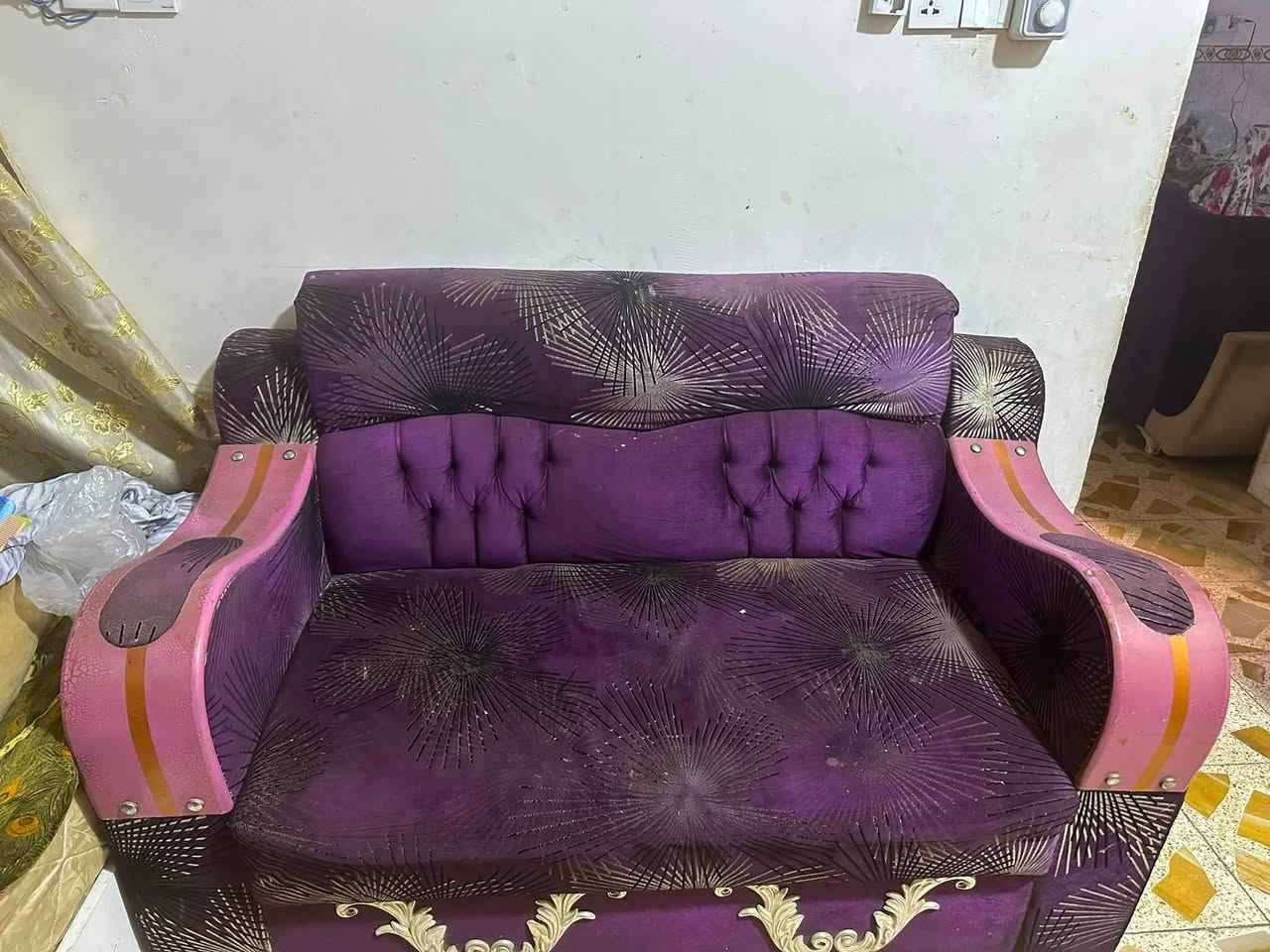 عندي هذا تخم للبيع العنوان حله الاستفسار ***********
