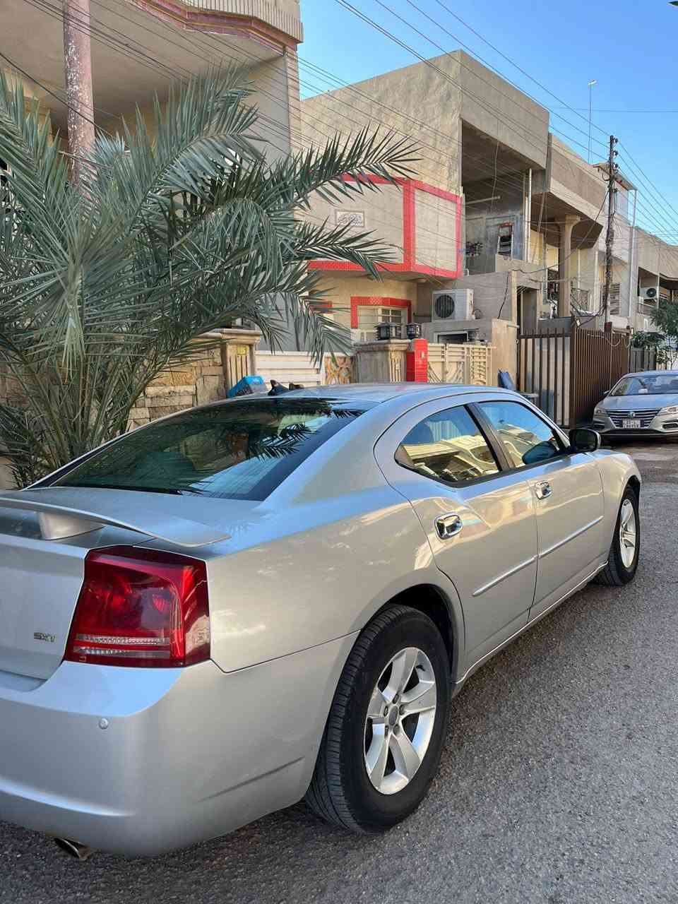 للبيع دوج جارجر وارد امريكي ٢٠٠٨

رقم بغداد باسمي تحويل مباشر 

محرك ٣٥٠٠٠
فتحه سقف 
لايت زنون 
تبريد قطعتين 

الحادث جاملغ عكس السايق فقط بدون دواخل 
صبغ حزام بدون حادث او دواخل 

كير مكينه ادامه كامله 
صدر جديد تايرات نضيفه 

السعر ١٠٣وبيها مجال للشراي 

***********
مكاني بغداد بغداد, العراق
