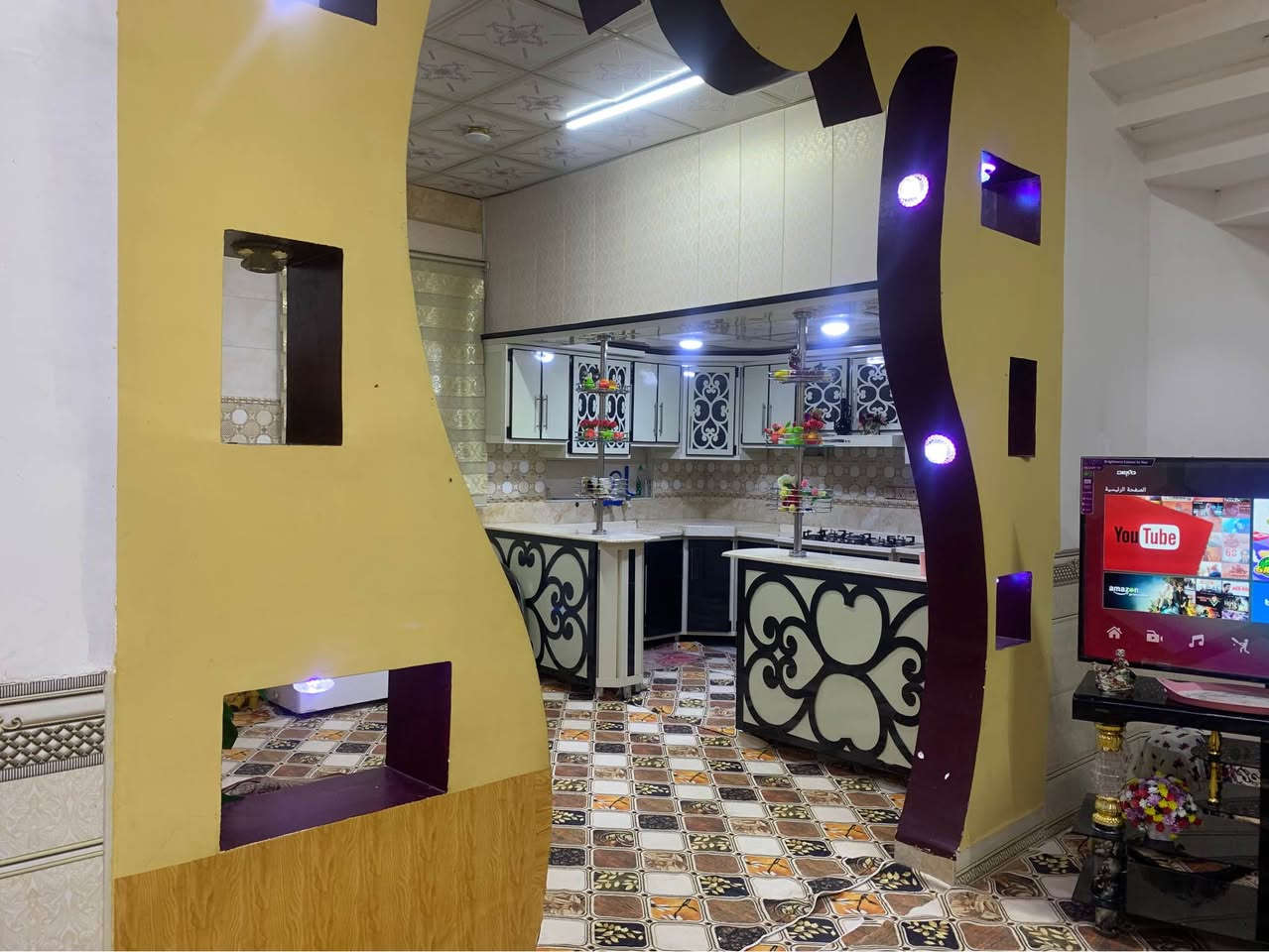 سلام و عليكم بيت البيع طابو زراعي اصولي بيت حلو جاهز من كلشي كامل تعال و كعد كامل خدمات مدارس محلات يمك منطقا تخبل هدوع مساحت لبناء 205مساحت البيت 250 قرفتين ابي باقي مشتملات(سعر 108)رقم الهاتف ***********بكانه البصره ابو الخصيب البصرة, العراق
