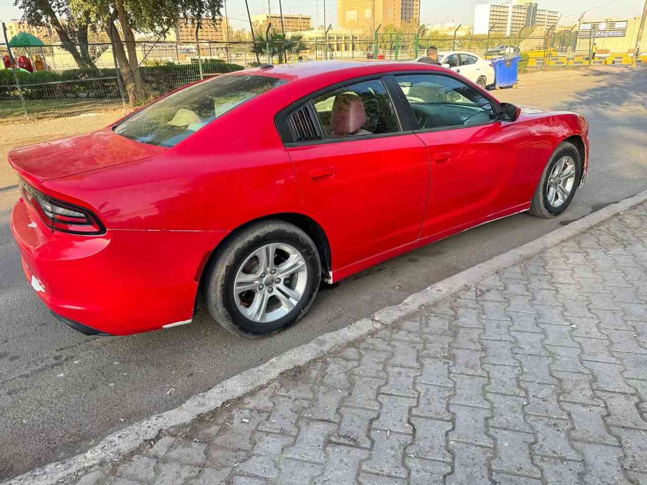 للبيع شارجر موديل 20
رقم بغداد امريكي 
سيارة بيها مكانات
صبغ حلوه جاهزة 
كير محرك مكفول 
السعر 150 ورقه 
وبيها مجال الشراي
الاتصال على الرقم 
مكلف بلنشر مكلف
***********
