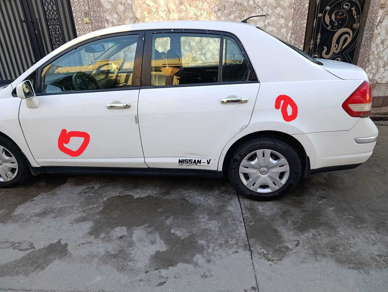 سلام عليكم متاح نيسان فيرسا
موديل 2010 
سنوية جديد باسمي 
الى 2029
شرط تحويل وكالة
انکلیزی مشروع وطني
رقم كركوك
محرك 18 مرغوب بيها خط بخار
گير At مرغوب
صدر جديد وديسكات جديد وباطري جديد دينمو جديد
تبريد وتدفئة
امرايا كهرباي
اي بي اس 
٤ جامات كهربائي
كامرة وحساس خلفي 
كهربائيات كلها شغال
بيها ٣ قطع كدام مصبوغ اشوية بيها داخل يم جاملخ سكن
سعر 79 ورقة وبيها مجال
مكان سيارة كركوك
شراي خابر***********
