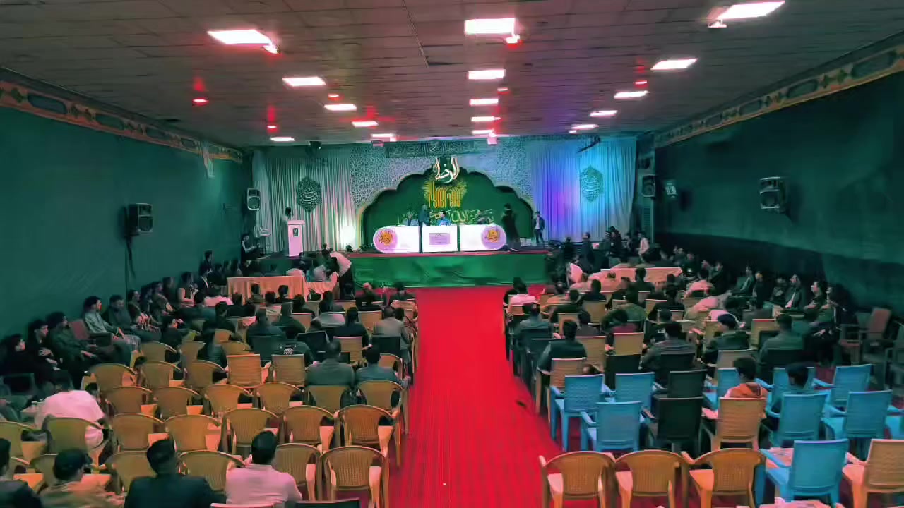 #مقتطفات
مسابقة الامام الرضا ع الرمضانية

طيلة ايام شهر رمضان المبارك 
ابتداء الفقرات من 7:30مساءأ الئ 12:30ليلا

تشرفونا كل يوم علئ حب انيس النفوس ع 

#اللجنة_الاعلامية
#اعلام_المسابقة
@أبرز المعجبين
المصور امير محمد الجبوري رقم الحجز ***********
احمد خضير
مسابقة الامام الرضا ع الرمضانيه
