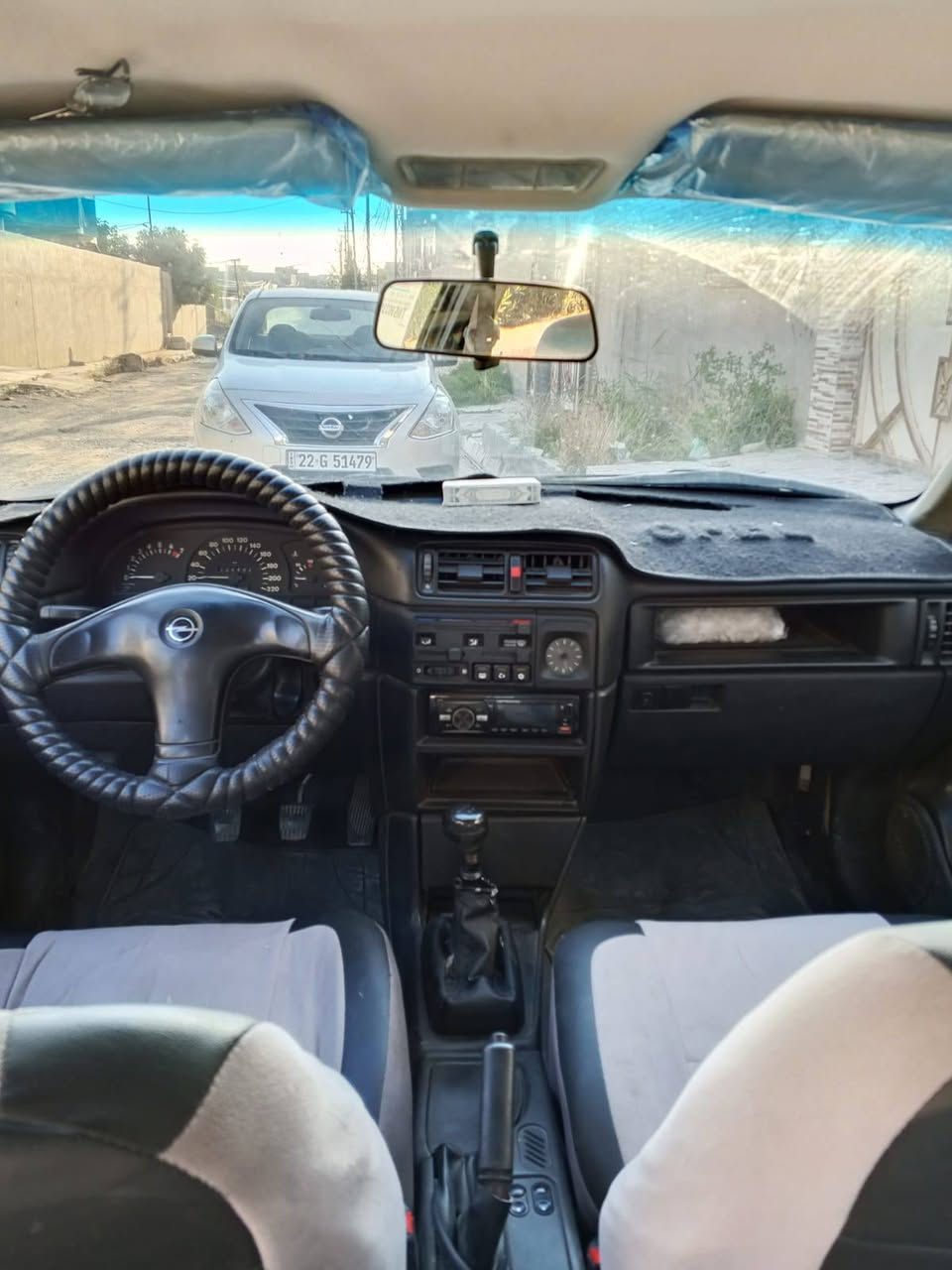 السلام عليكم فكيرا 20 محوله 18
موديل 93
محرك وكير شرط
جامات  كهرباء
مرايات كهرباء
باتري جديد
السعر 40
*********** رقم الهاتف
