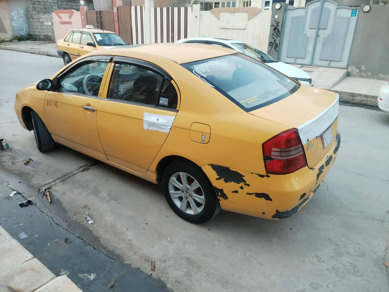 السلام عليكم ليفان 620 رقم بغداد
مصبوغه عام جماليه محرك كير شرط
السعر 35وبيها مجال 
***********
