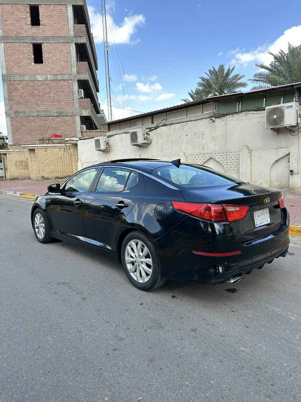 تحيه طيبه ..
كيا اوبتما 2015 فول EX 1/1 وارد امريكي حادثها جاملغ خلفي يمين وقبغ جنطه مواصل للحوض وبيها بابتين رش فقط  نفس الجه والبجم كبس 

محرك 2400

السياره فول مواصفات بصمه وبانورامه وكامره وحساسات وتدفئه تبريد بالكشن والمقود وكشنات جلد الخ ..

السياره حلوه ونظيفه ماشيه 95 الف حقيقي المحرك مفتوح  وشرط الفحص ابيع . 

تخم تاير وصدر امامي خلفي ومشط ستيرن كله جديد 

السعر 105 وبيها مجال ليحب يشرفني مكاني بالاعظميه 

للأستفسار اكثر 

 *********** وبي واتس

احمد الجبوري
