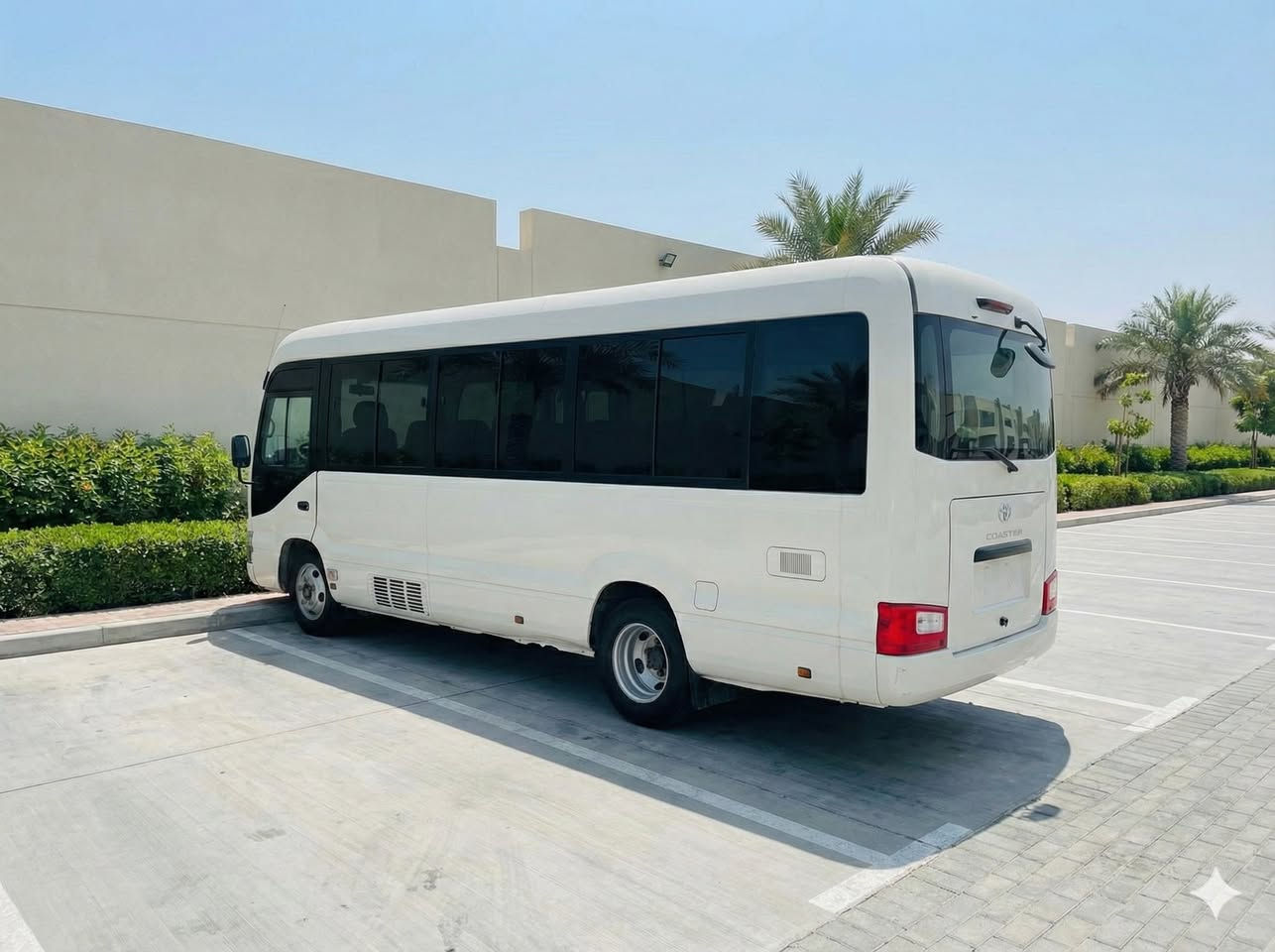 🚐 تويوتا كوستر 2020 بحالة ممتازة — جاهزة للعمل!

✅ 2020 Toyota Coaster 
🔹 6 سلندر | كافة الإضافات
🔹 عداد: 112,000 كم فقط
🔹 يصلح للشركات والمدارس والمصانع
🔹 فحص كامل وحالة ميكانيكية ممتازة

للمعاينة - المنطقة الحرة:
📍 الموقع: معرض العراقة (2) – بجانب البستنجي، شارع رقم (1)

📞 للتواصل:
0791808000 (أبو محمود)

🌀 يوجد مجموعة باصات متنوعة ومختلفة جاهزة للتسليم!

#تويوتا_كوستر #تويوتا #ToyotaCoaster #باصات #باصات_مدارس #باصات_شركات #سيارات_الأردن #معرض_العراقة #المنطقة_الحرة #JO #Jordan #Cars #Auto #For_Sale #Amman #Fa7es_Kamel #فحص_كامل


**إذا كنت صاحب هذا الإعلان وتريد حذفه لأي سبب، رجاءا أرسل رسالة إلى الدعم الفني**